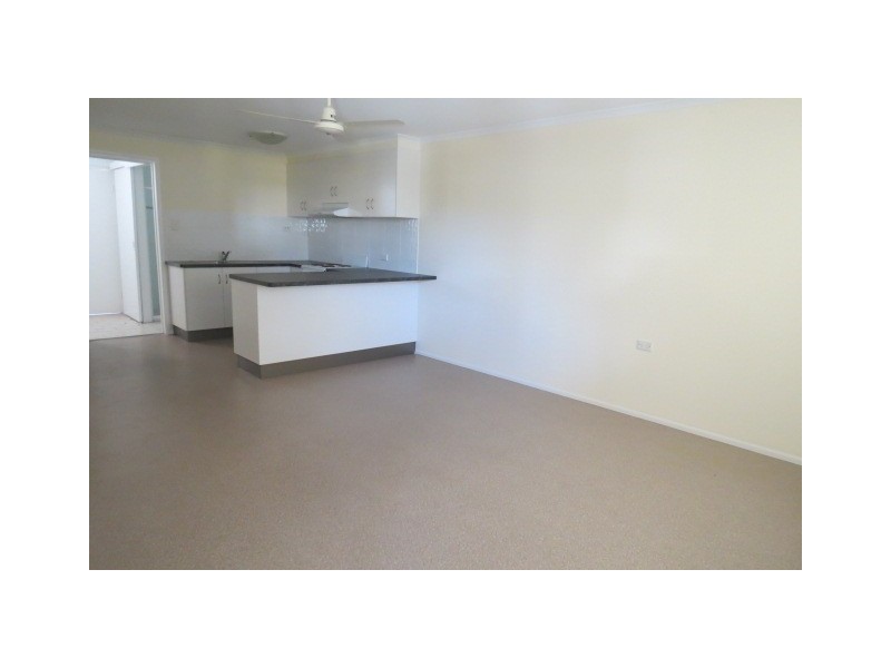 7/52 Harris Street, Emerald QLD 4720