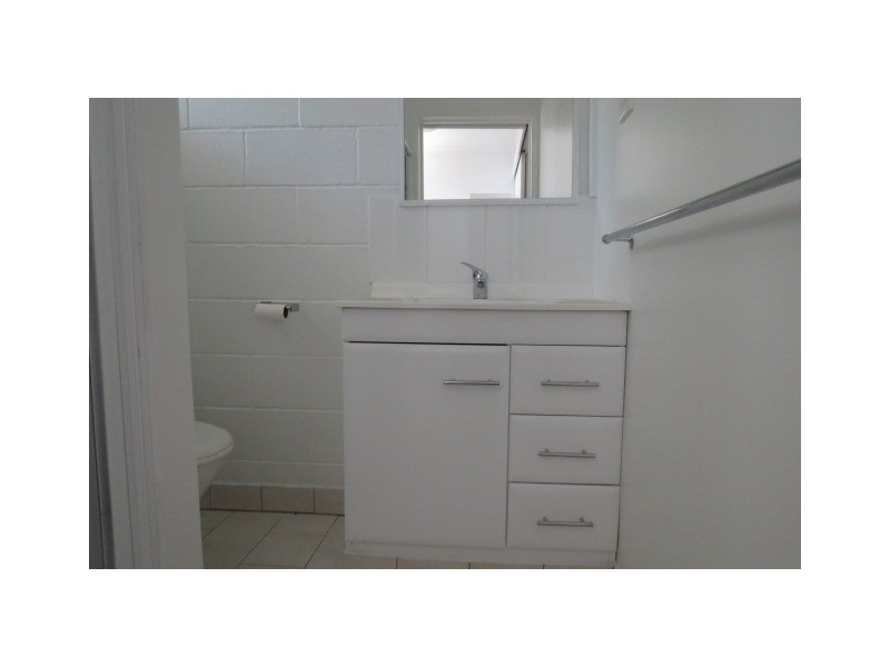 7/52 Harris Street, Emerald QLD 4720