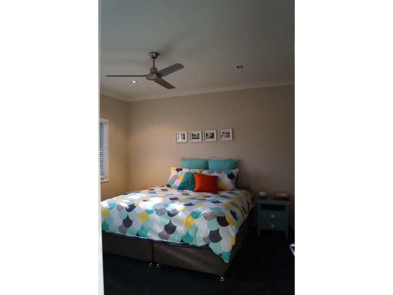 13A Mooney Cres, Emerald QLD 4720