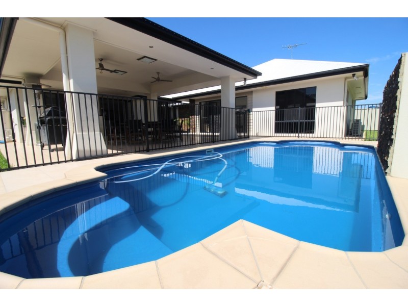 19 Saville Street, Emerald QLD 4720