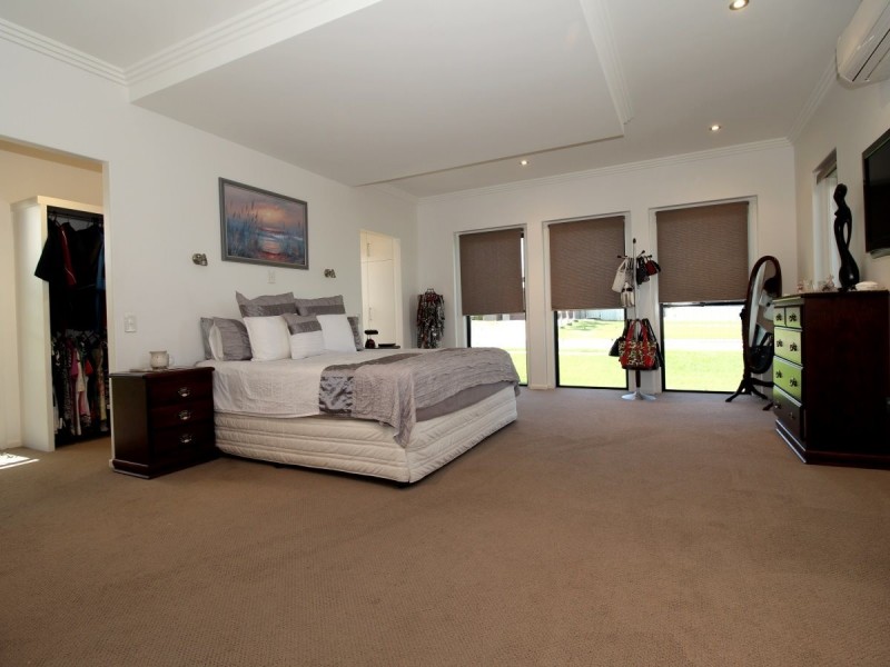 19 Saville Street, Emerald QLD 4720