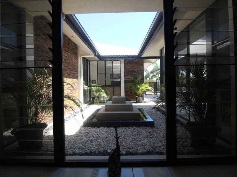 19 Saville Street, Emerald QLD 4720