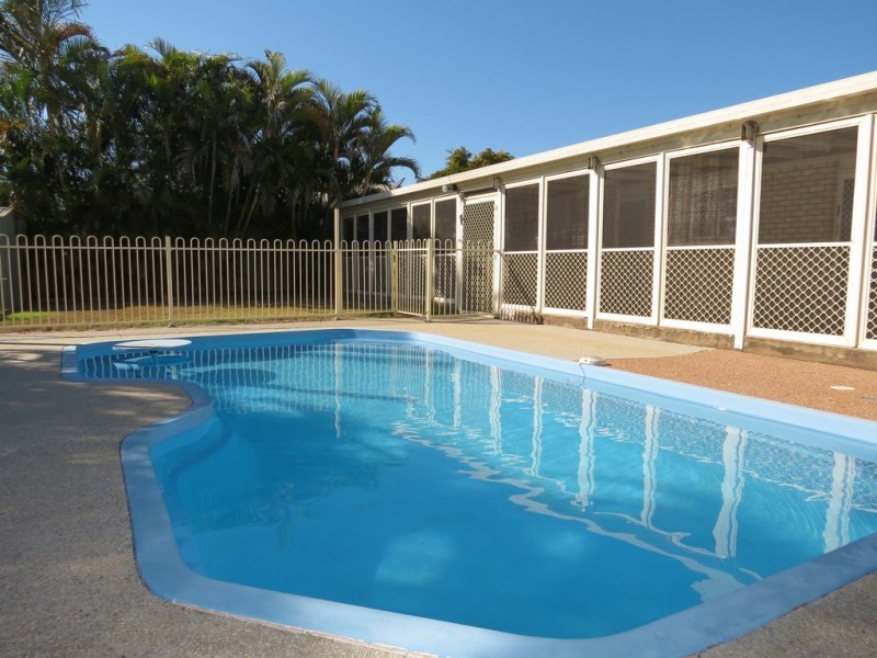 11 Jacqueline Drive, Emerald QLD 4720