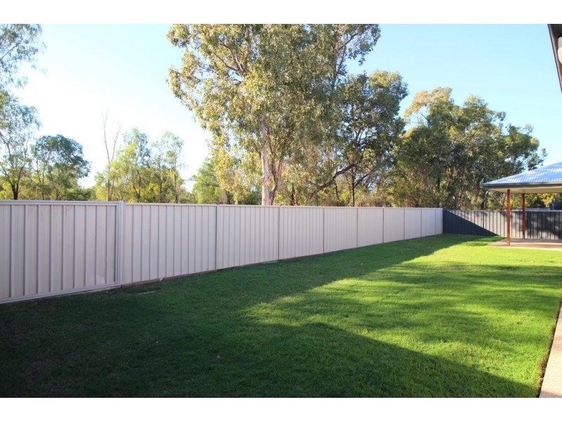 24A Cook Close, Emerald QLD 4720