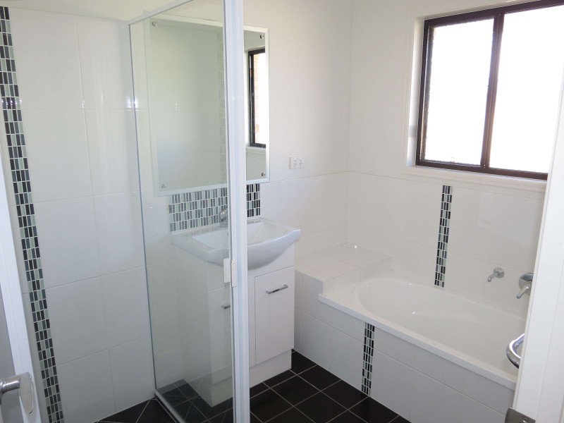 26 Berthun Street, Emerald QLD 4720