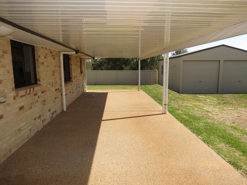 26 Berthun Street, Emerald QLD 4720