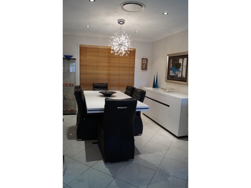 2 Vine Street, Emerald QLD 4720