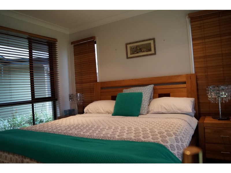 2 Vine Street, Emerald QLD 4720