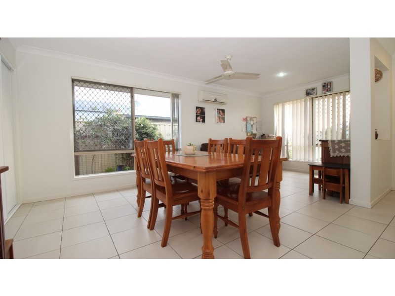 3 Lakeside Drive, Emerald QLD 4720