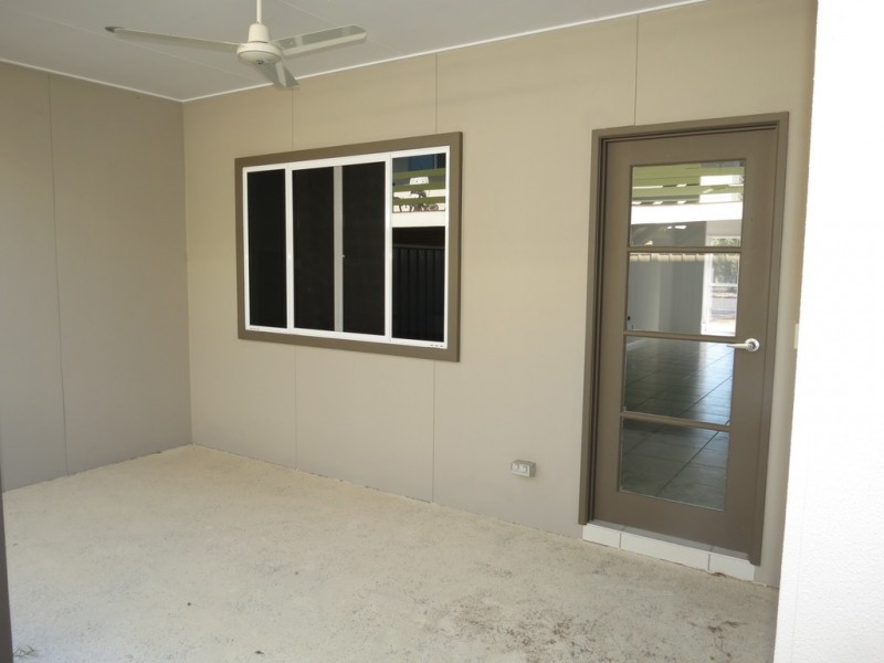 3/36 Opal Street, Emerald QLD 4720