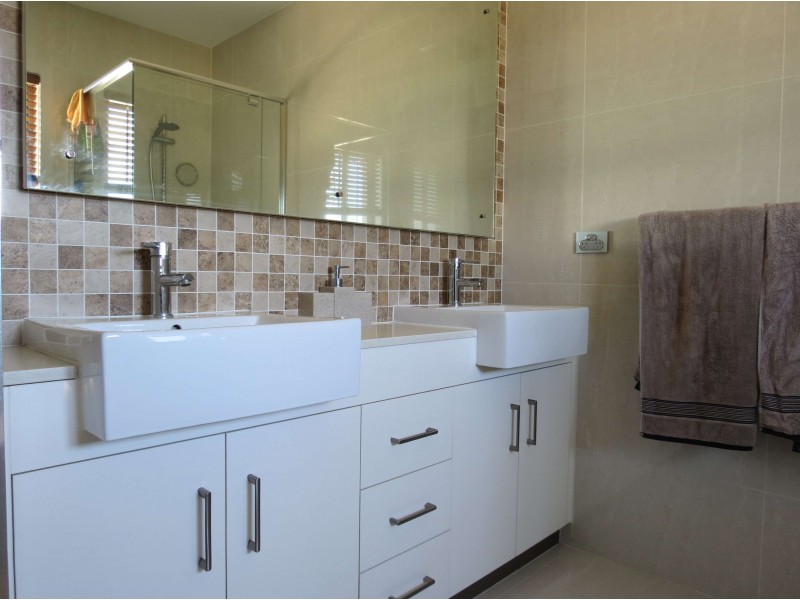 14 Longford Street, Emerald QLD 4720