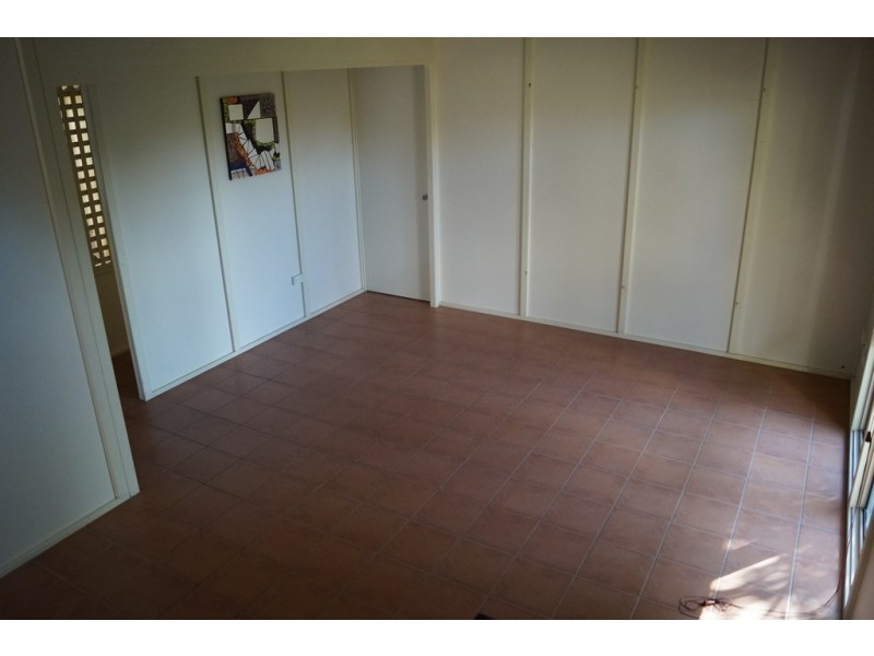 58 Braeside Street, Emerald QLD 4720