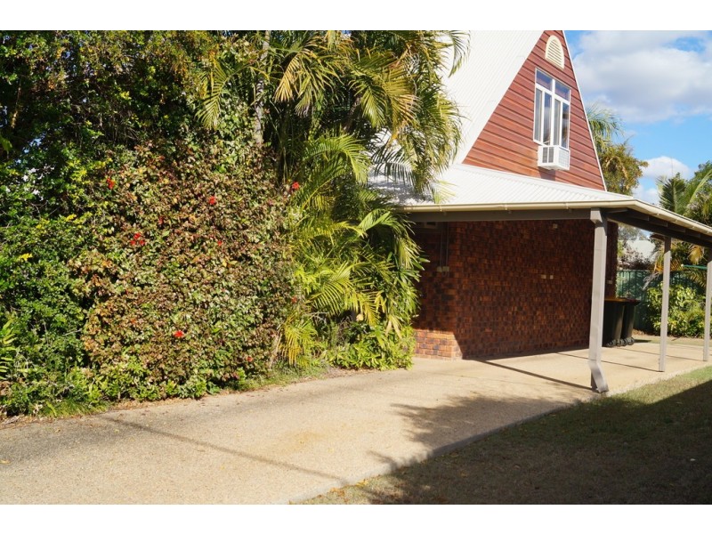 58 Braeside Street, Emerald QLD 4720