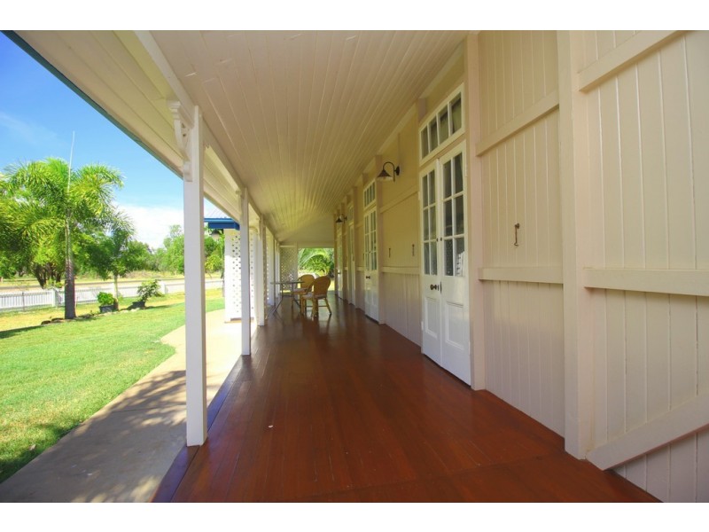 32 Braeside Road, Emerald QLD 4720
