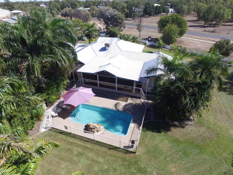 32 Braeside Road, Emerald QLD 4720