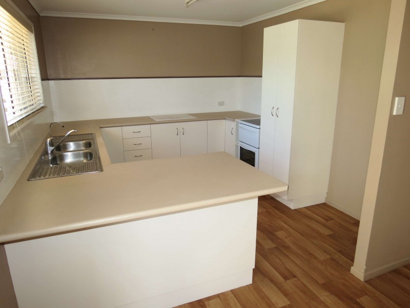 57 Staal Crescent, Emerald QLD 4720