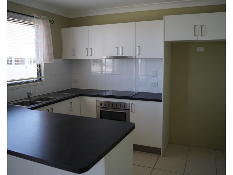 38 Mayfair Drive, Emerald QLD 4720