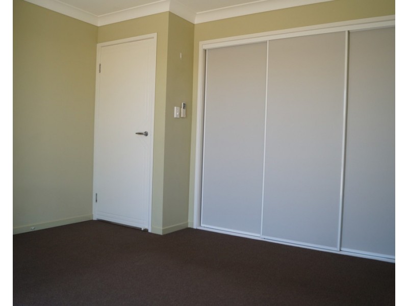 38 Mayfair Drive, Emerald QLD 4720