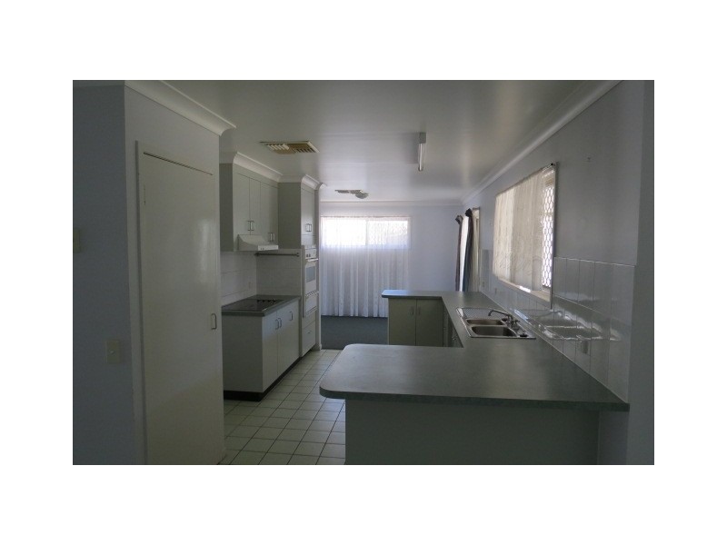 22 Loch Street, Emerald QLD 4720