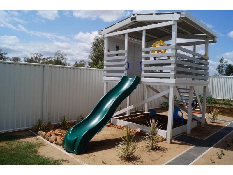 17 Longford Street, Emerald QLD 4720