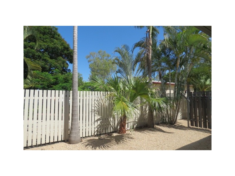 3/52 Harris Street, Emerald QLD 4720