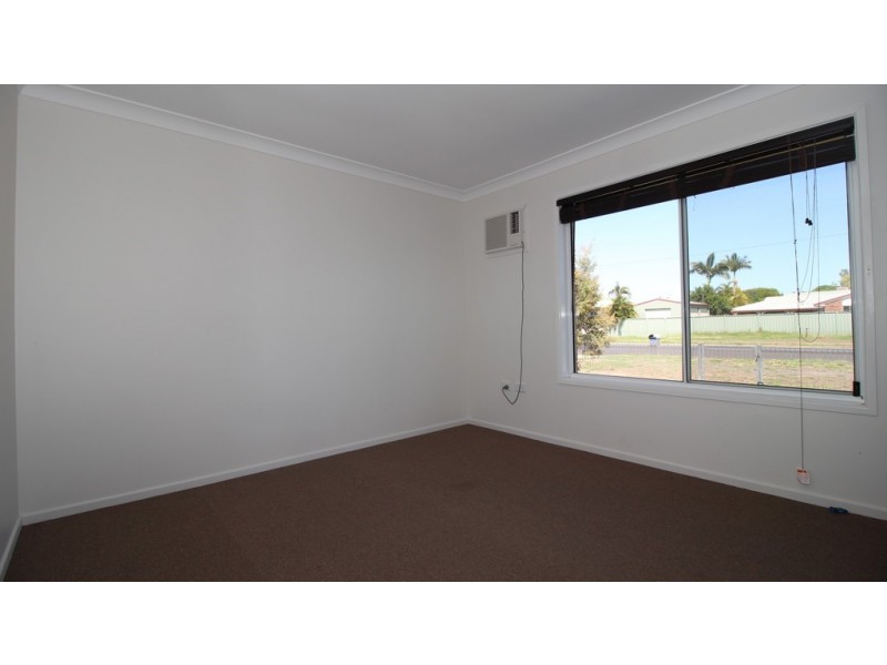 47 Gladstone Street, Emerald QLD 4720