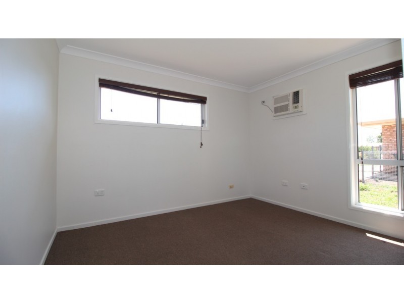 47 Gladstone Street, Emerald QLD 4720