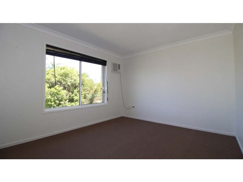 47 Gladstone Street, Emerald QLD 4720