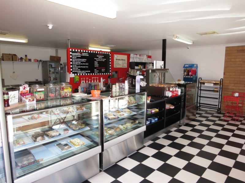 2/102 Egerton Street, Emerald QLD 4720