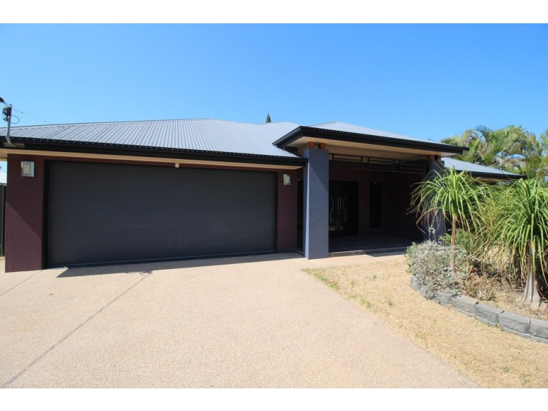 30 Park Avenue, Emerald QLD 4720