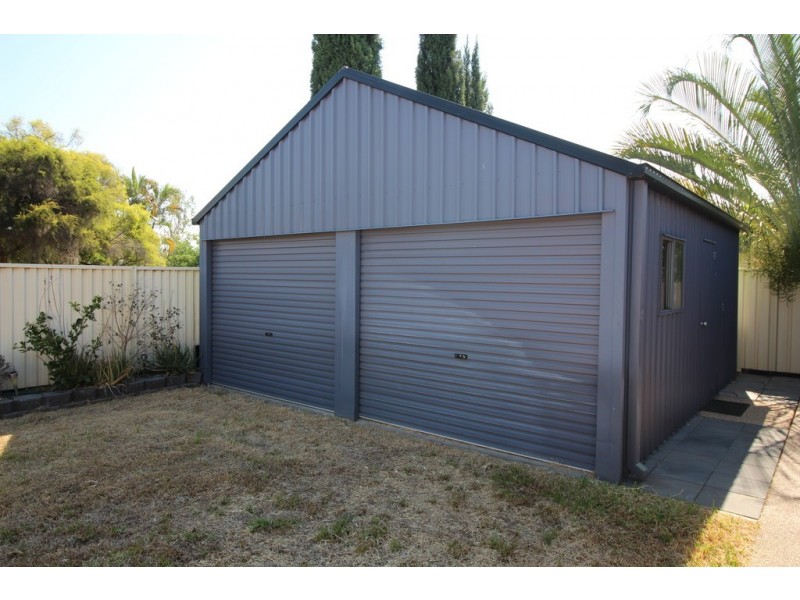 30 Park Avenue, Emerald QLD 4720