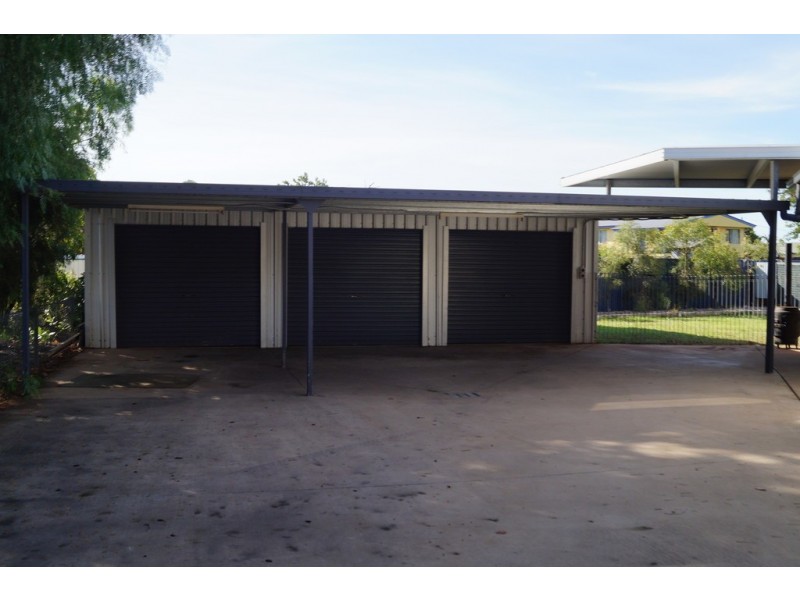26 Alamein Drive, Emerald QLD 4720