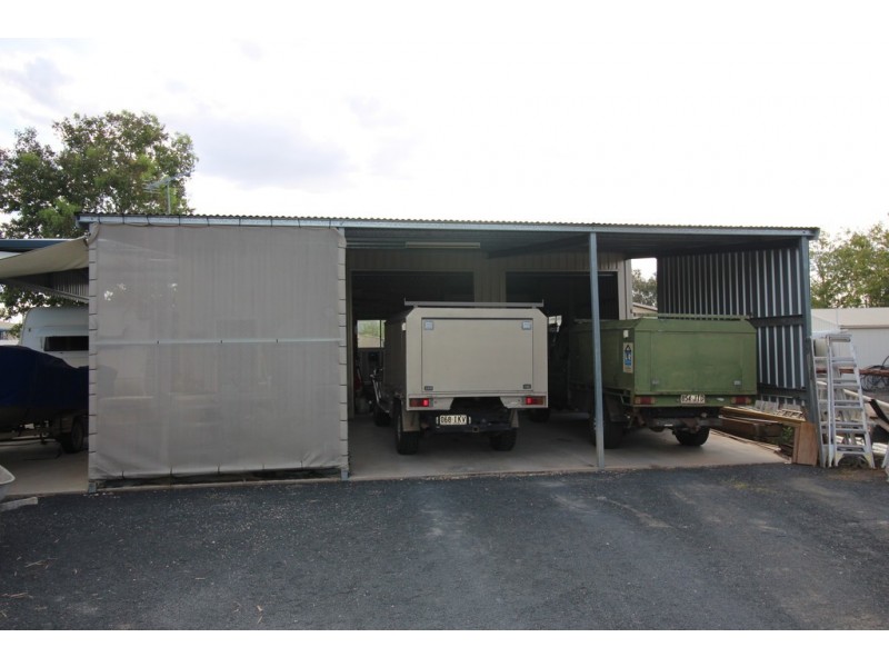 32 Bailey Street, Capella QLD 4723