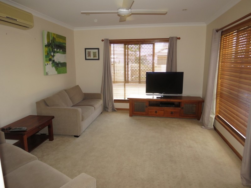 18 Whitchurch Road, Emerald QLD 4720