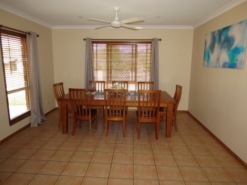 18 Whitchurch Road, Emerald QLD 4720