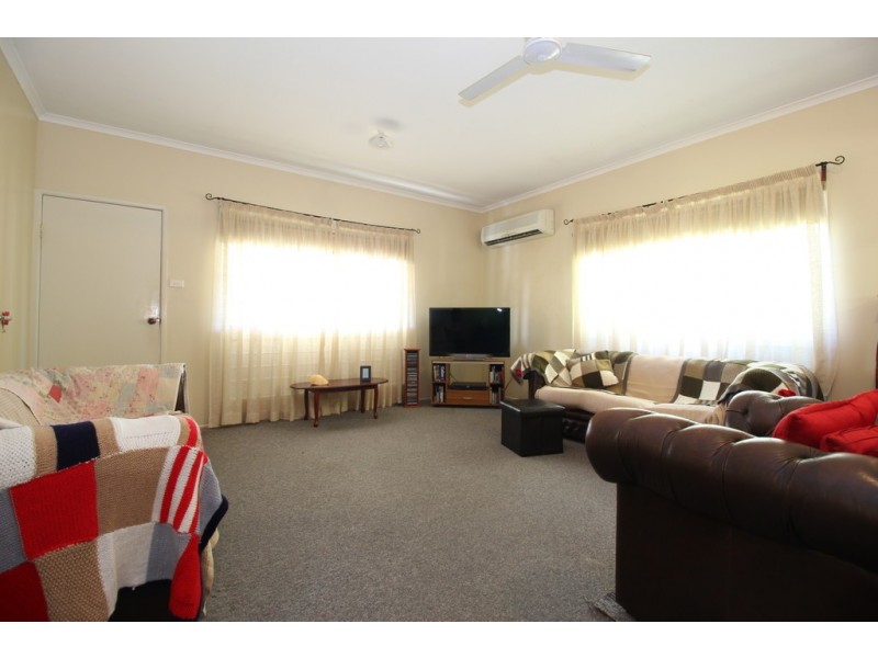 4 Spica Place, Emerald QLD 4720