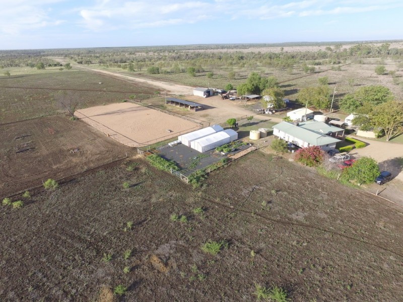 15 Ivor Donovan Road, Emerald QLD 4720