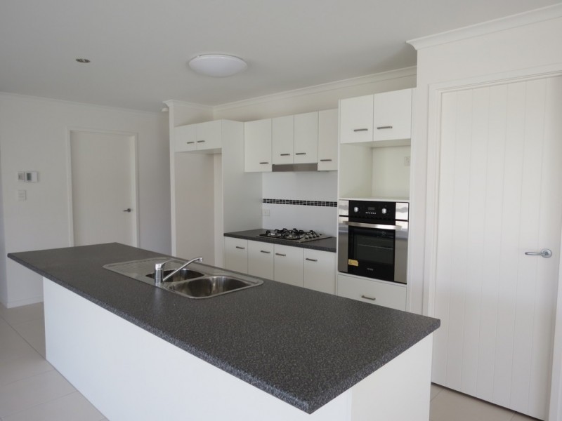 24 Kassidy Drive, Emerald QLD 4720