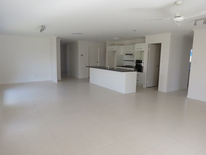 24 Kassidy Drive, Emerald QLD 4720