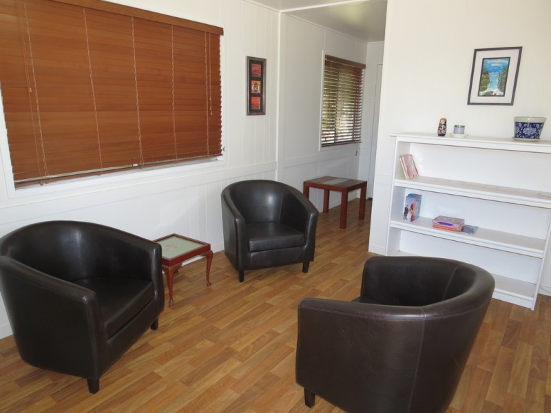 17A Crendon, Emerald QLD 4720