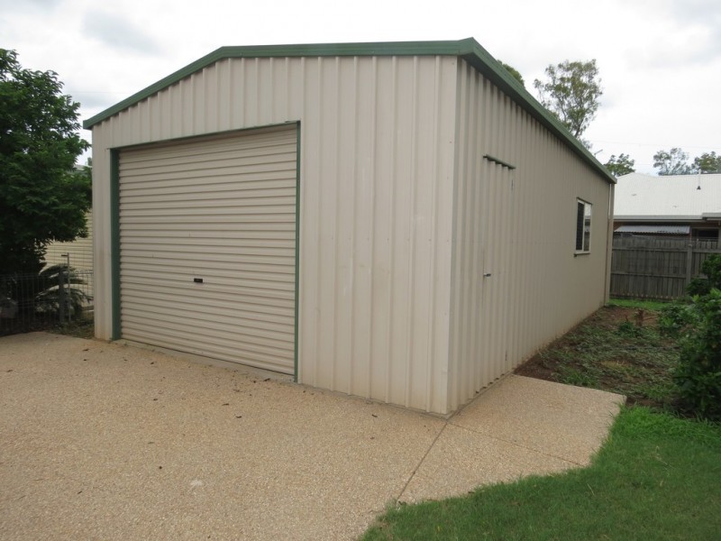 7 Buchholz, Emerald QLD 4720