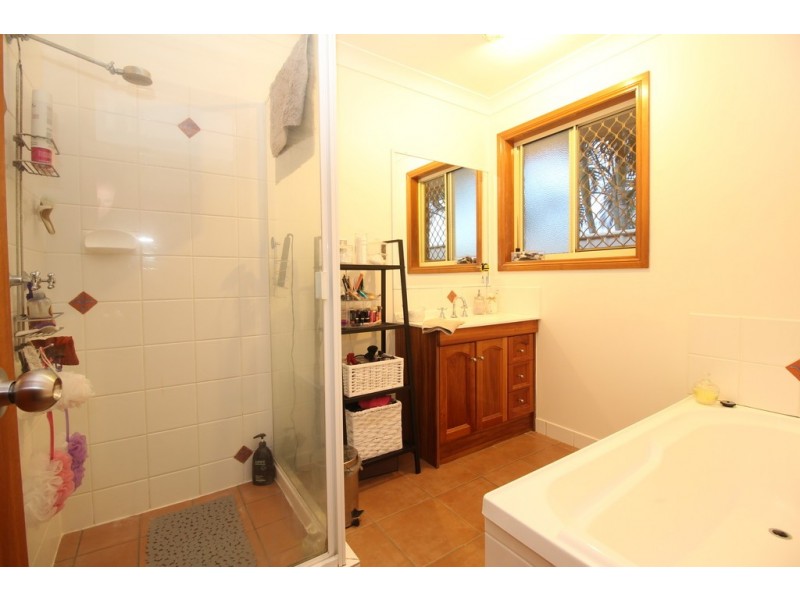 39 Jeppesen Drive, Emerald QLD 4720