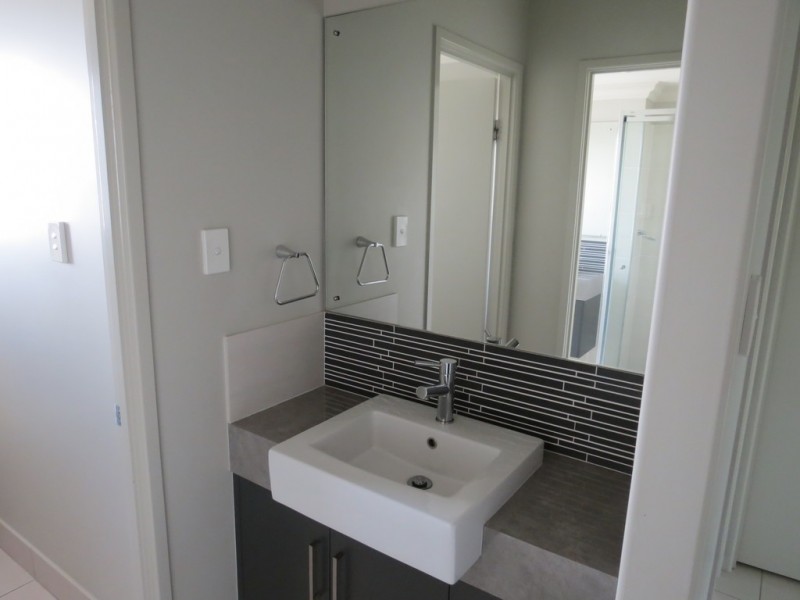 30 Brokenwood Street, Emerald QLD 4720
