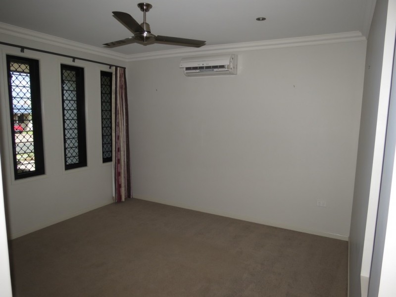 30 Brokenwood Street, Emerald QLD 4720