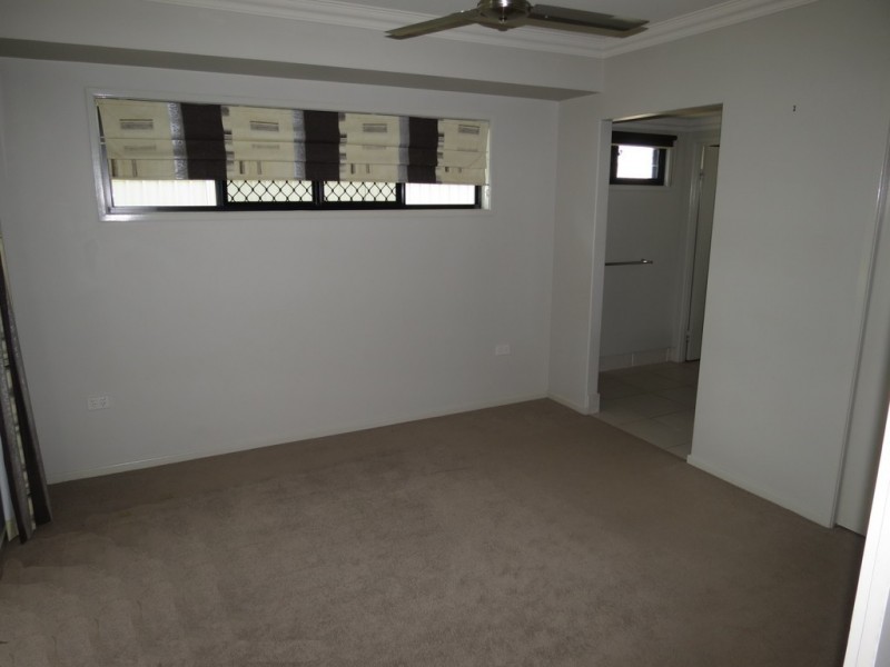 30 Brokenwood Street, Emerald QLD 4720