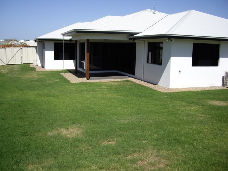 30 Brokenwood Street, Emerald QLD 4720