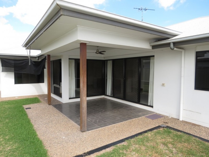 30 Brokenwood Street, Emerald QLD 4720