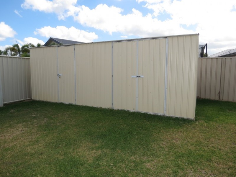 30 Brokenwood Street, Emerald QLD 4720