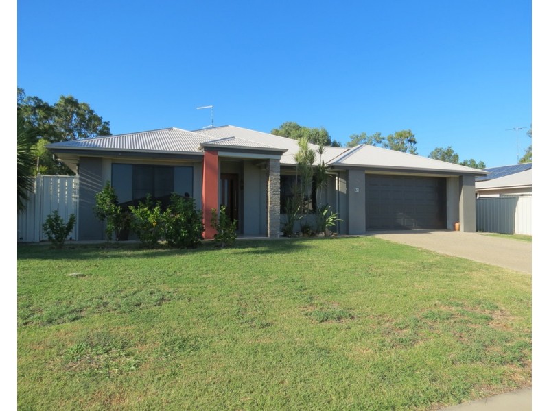 41 Newman Drive, Emerald QLD 4720