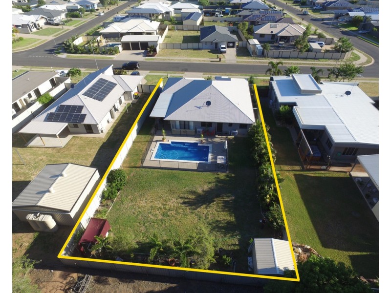 41 Newman Drive, Emerald QLD 4720